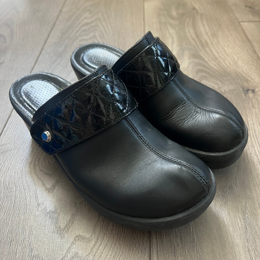 Crocs Cobbler Quilt Clogs Black Platform Womens US 8 Slip On Comfort